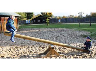 Anton Wippe, vormontiert Wippbalkenlänge 4,0 m Anton Wippe, vormontiert Wippbalkenlänge 4,0 m
