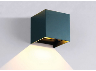 Boston Spot Lakka 100 x 100 x 100 mm LED 6W 220V RAL7016 Boston Spot Lakka 100 x 100 x 100 mm LED 6W 220V RAL7016