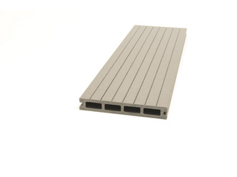 Terrassendiele BPC Hohlkammer 2-seitig geschliffen silver cedar BambooGard - 20 x 140 mm Terrassendiele BPC Hohlkammer 2-seitig geschliffen silver cedar BambooGard - 20 x 140 mm