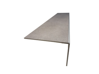Treppenstufe JAVA mit Aluprofil Treppenstufe JAVA mit Aluprofil