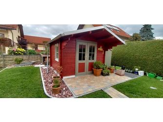 Blockhaus H45-3030-DT Skand. Fichte Satteldach, Stärke: 45mm, 300x300cm