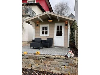 Blockhaus H45-3030-ET-EF Skand. Fichte Satteldach, Stärke: 45mm, 300x300cm