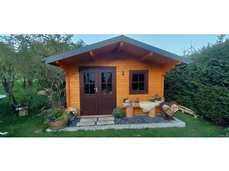 Blockhaus H45-3939-DT-EF Skand. Fichte Satteldach, Stärke: 45mm, 390x390cm