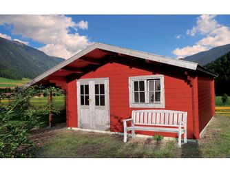 Blockhaus H45-4839-DT-DF Skand. Fichte Satteldach, Stärke: 45mm, 485x390cm