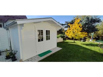 Blockhaus TS-H28-3024-DT Skand. Fichte Satteldach, Stärke: 28mm, 300x240cm