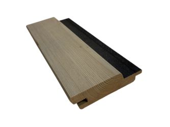 Fassadenprofil N&F Blackline Canadic (kanadische Lärche), mikrogeraute Oberfläche, Koralan® Vergrauungslasur Basalt, schwarze Feder - 26 x 96 mm