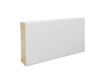 Sockelleiste 14x80mm 2,4m o.Fräsung MDF weiß foliert RAL9016 Grundierf. Sockelleiste 14x80mm 2,4m o.Fräsung MDF weiß foliert RAL9016 Grundierf.