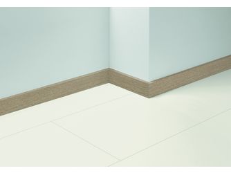 Sockelleiste 18 Eiche Dekor D134 2200x70x16,5mm