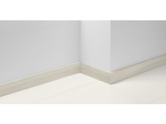 Sockelleiste SL 18 Eiche Dekor D139 2200x16,5x70mm