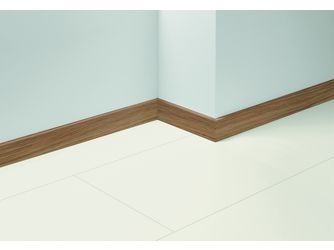 Sockelleiste SL 18 Eiche Dekor D153 2200x70x16,5mm