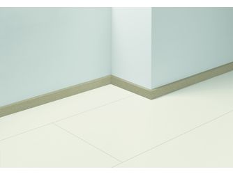 Sockelleiste SL 3 Eiche D154 2200x16x40mm