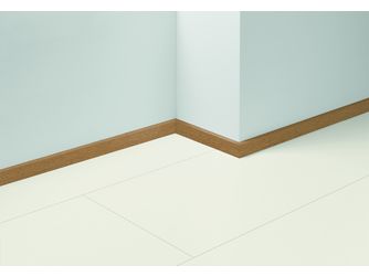 Sockelleiste SL 3 Eiche D155 2200x16x40mm