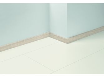 Sockelleiste SL 5 Wasserfest Eiche D152 2200x16x50mm