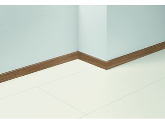 Sockelleiste SL 5 Wasserfest Eiche D153 2200x16x50mm