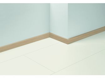 Sockelleiste SL 5 Wasserfest Walnuss D156 2200x16x50mm