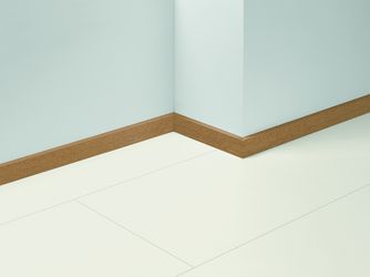 Parkett Eiche Bardolino weiß Fischgrät weiß lackiert matt Living Plus - Trendtime 3