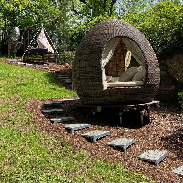 Hangstufe 25 x 36,50cm Stahl verz. ohne Griffmulde Oberfläche gelocht