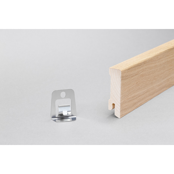 Sockelleiste Modern 16x58x2400mm, Furnier Eiche nat. lack. matt, Clipnut