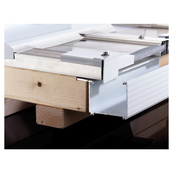 TJ90 Alu-Regenrinne 7100mm pressblank