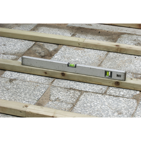 Gerätehaus Nordic 30/23 Anthrazit RAL 7016 / Weiß RAL 9016