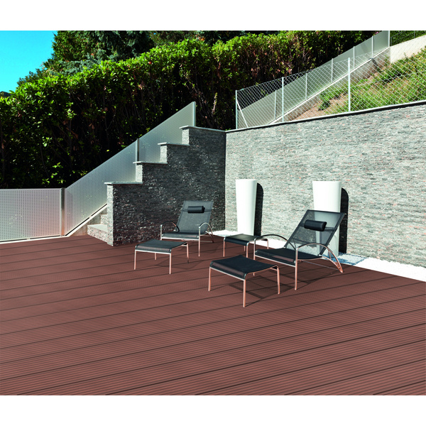 Terrassendiele BPC massiv dunkelbraun geriffelt - 20 x 145 mm