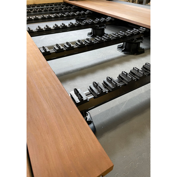 Terrassendiele Radiata Pine Kebony® einseitig glatt, unterseitige Nut, Clear QLICK - 23 x 118 mm