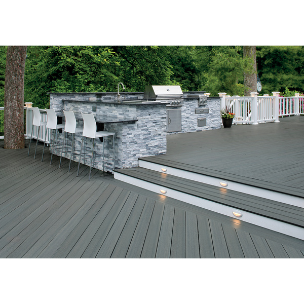 Terrassendiele WPC massiv Sea Salt Grey einseitig gebürstet, längsseitige Nut, Prime+ - 24 x 136 mm