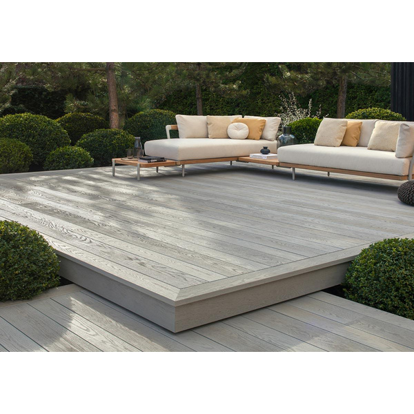 Terrassendiele RMC massiv Smoked Oak einseitig Holzstruktur - 32 x 126 mm