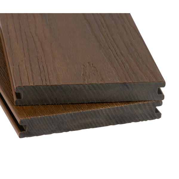 Terrassendiele BPC coextrudiert massiv Nussbraun einseitig Holzstruktur, einseitig individuell strukturiert, längsseitige Nut, Primo+ - 20 x 140 mm
