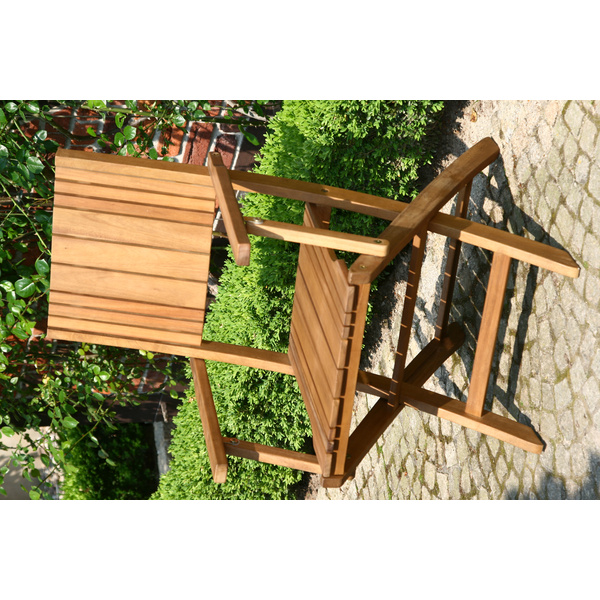 Falun Klappsessel Gest. und Fläche Akazienholz natur