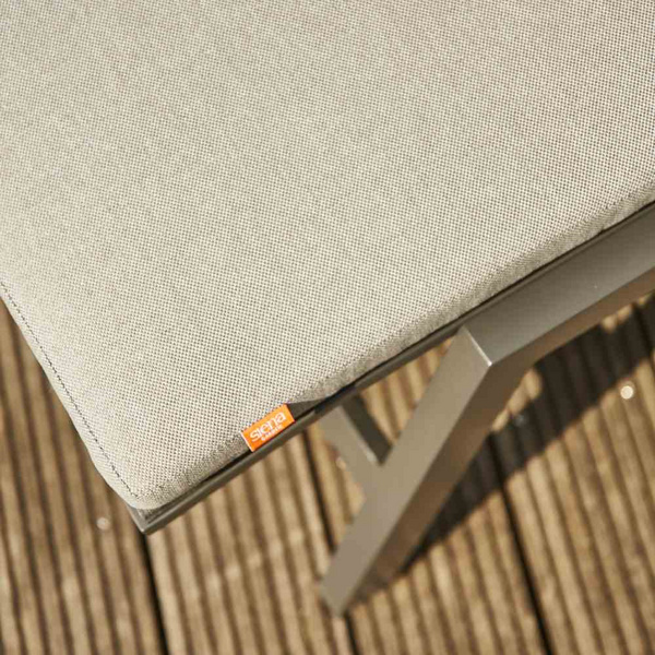 Valencia Liege Alu, matt-anthrazit