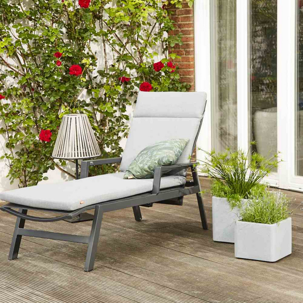 Valencia Liege Alu, matt-anthrazit