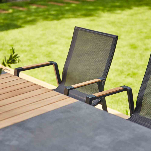 Rondo Stapelsessel Alu, matt-anthrazit, Armlehneninlay Teak