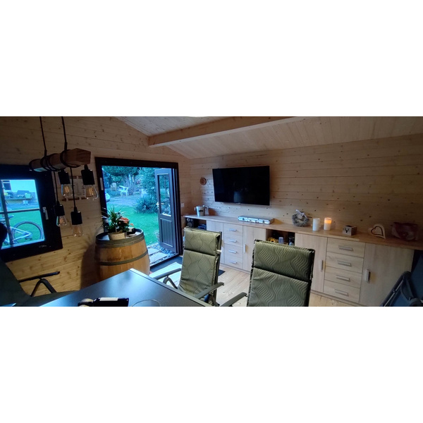 Blockhaus H45-3939-DT-EF Skand. Fichte Satteldach, Stärke: 45mm, 390x390cm