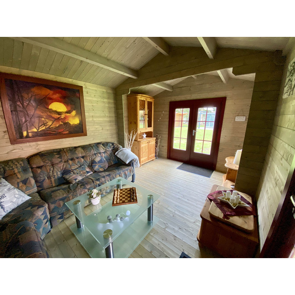 Blockhaus H45-3046+300FS-DT-EF Skand. Fichte Satteldach, Stärke: 45mm, 300x460+300x300cm