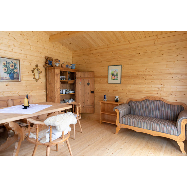 Blockhaus Tiroler Schloß Steiermark Skand. Fichte Satteldach, Stärke: 70mm, 380x380cm