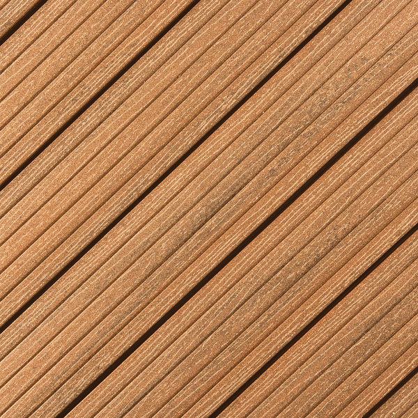 Terrassendiele WPC Hohlkammer Eichenbraun einseitig genutet, einseitig geriffelt, längsseitige Nut, DIE KOMPAKTE plus - 21 x 140 mm