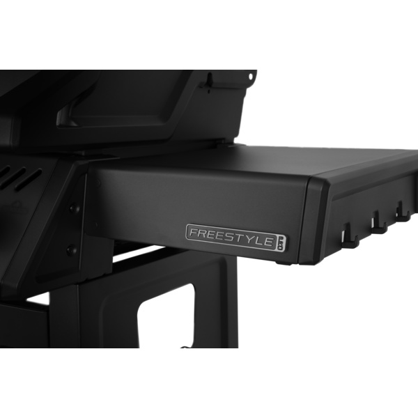 Gasgrill Phantom Freestyle™ PRO 425, mit Edelstahl Rosten und Tür, Mattschwarz