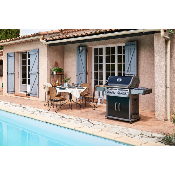 Gasgrill Rogue PRO-S 525 mit Gußrosten, Schwarz