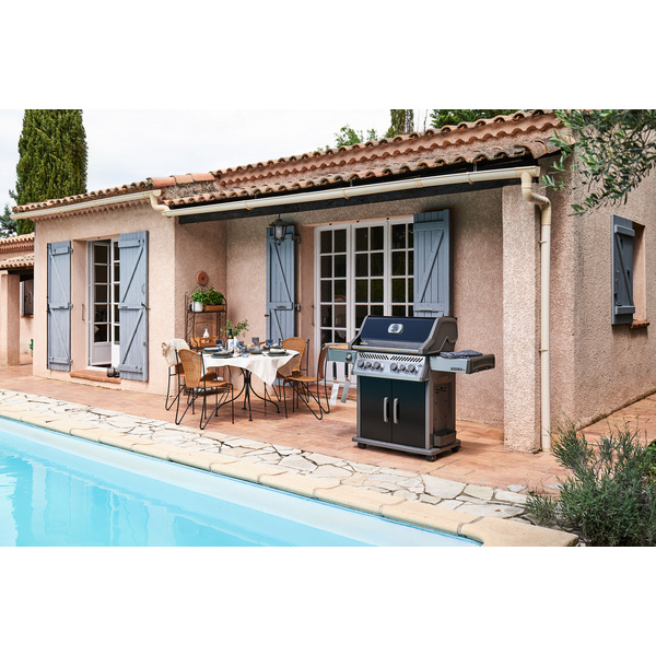 Gasgrill Rogue PRO-S 525 mit Gußrosten, Schwarz