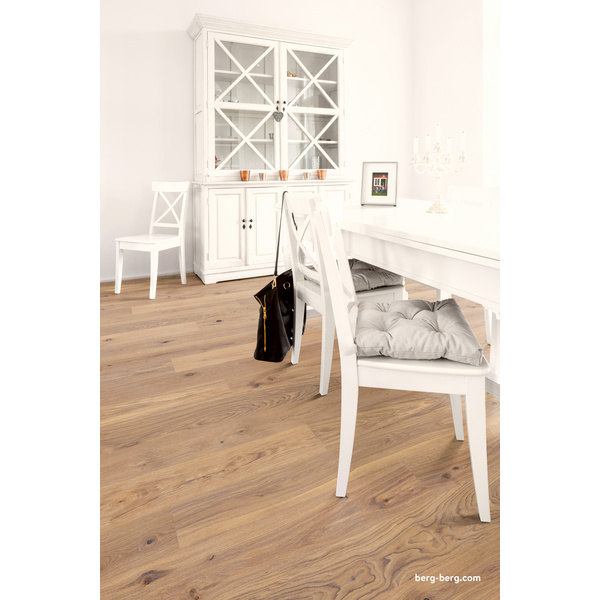 Parkett Eiche Landhausdiele weiß geölt Herz - XXL