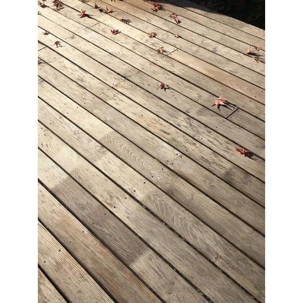 Terrassendiele Robinie beidseitig glatt, keilgezinkt